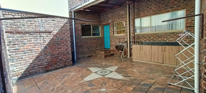 5 Bedroom Property for Sale in Queenstown Central Eastern Cape